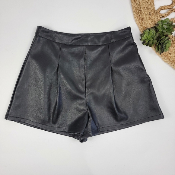 Missguided Faux Leather Short Black Size 10 - Picture 5 of 14